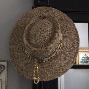 Straw beach hat, excellent condition.